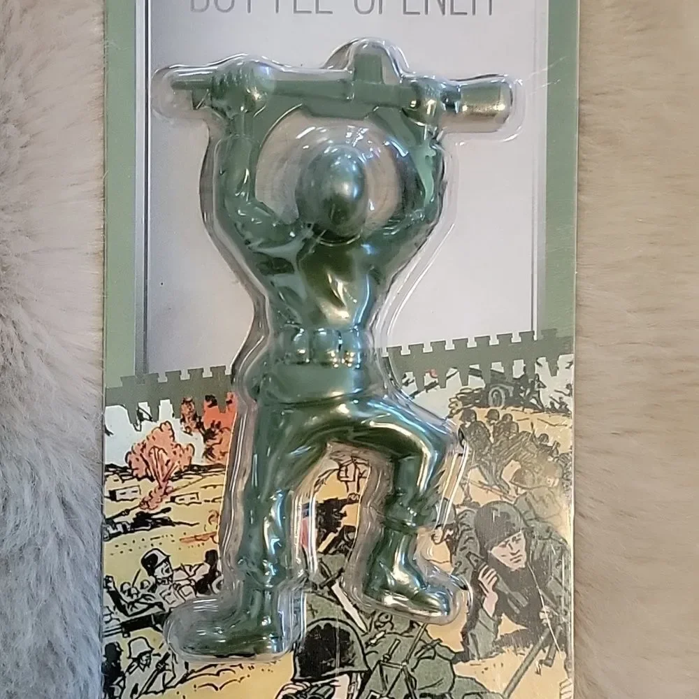 STANDARD ISSUE 3D ARMY MAN DIE-CAST METAL BOTTLE OPENER - NEW IN PACKAGE